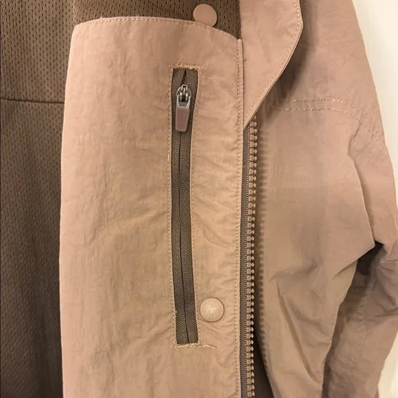 LIV Outdoor Women’s Jacket - Picture 8 of 12